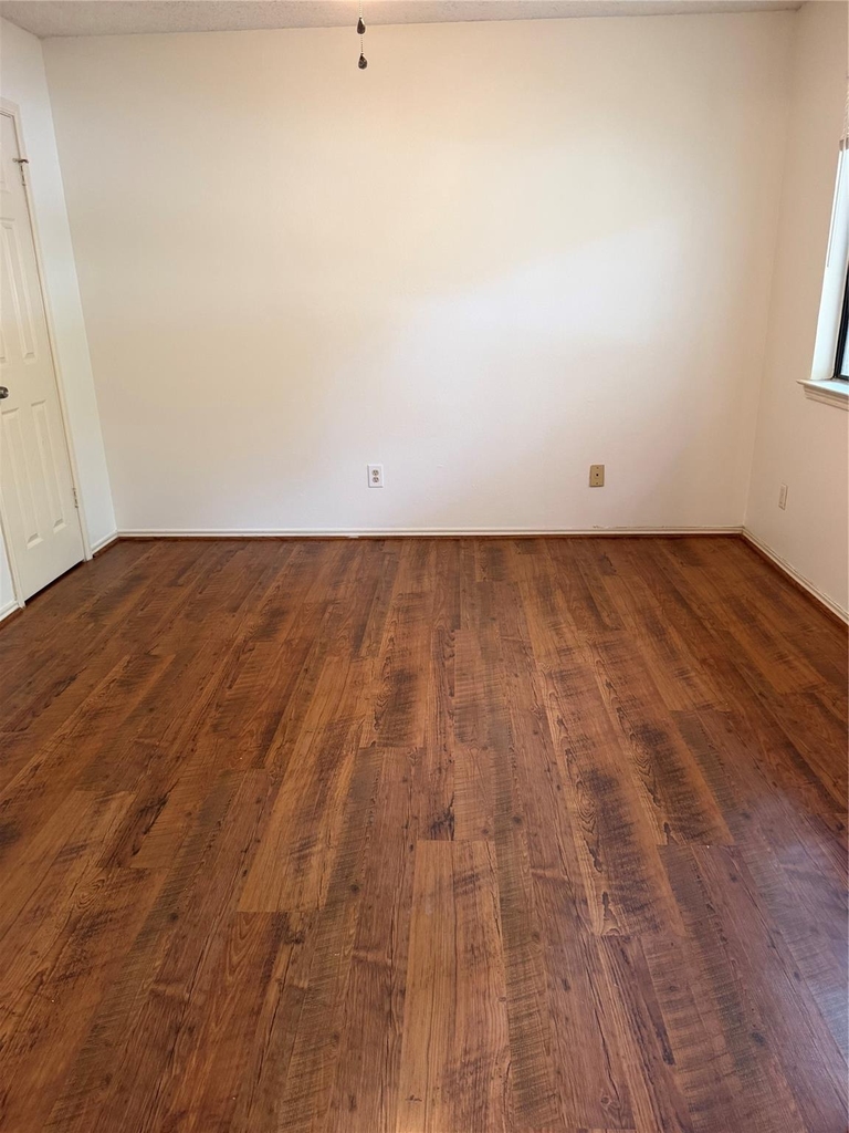 8404 Forest Lane - Photo 6