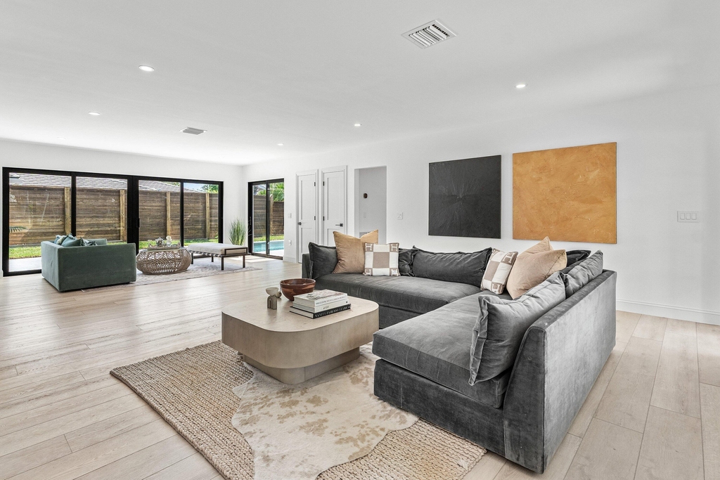 115 Bonnie Briar Lane - Photo 2