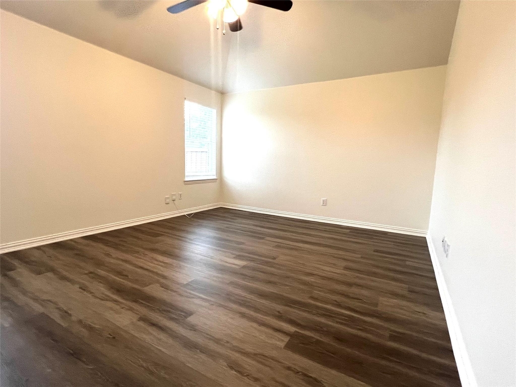 2701 Evening Mist Drive - Photo 14
