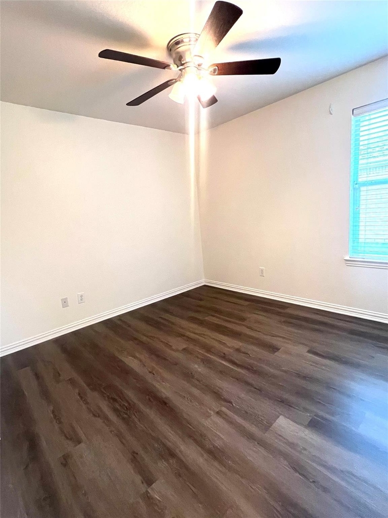 2701 Evening Mist Drive - Photo 12