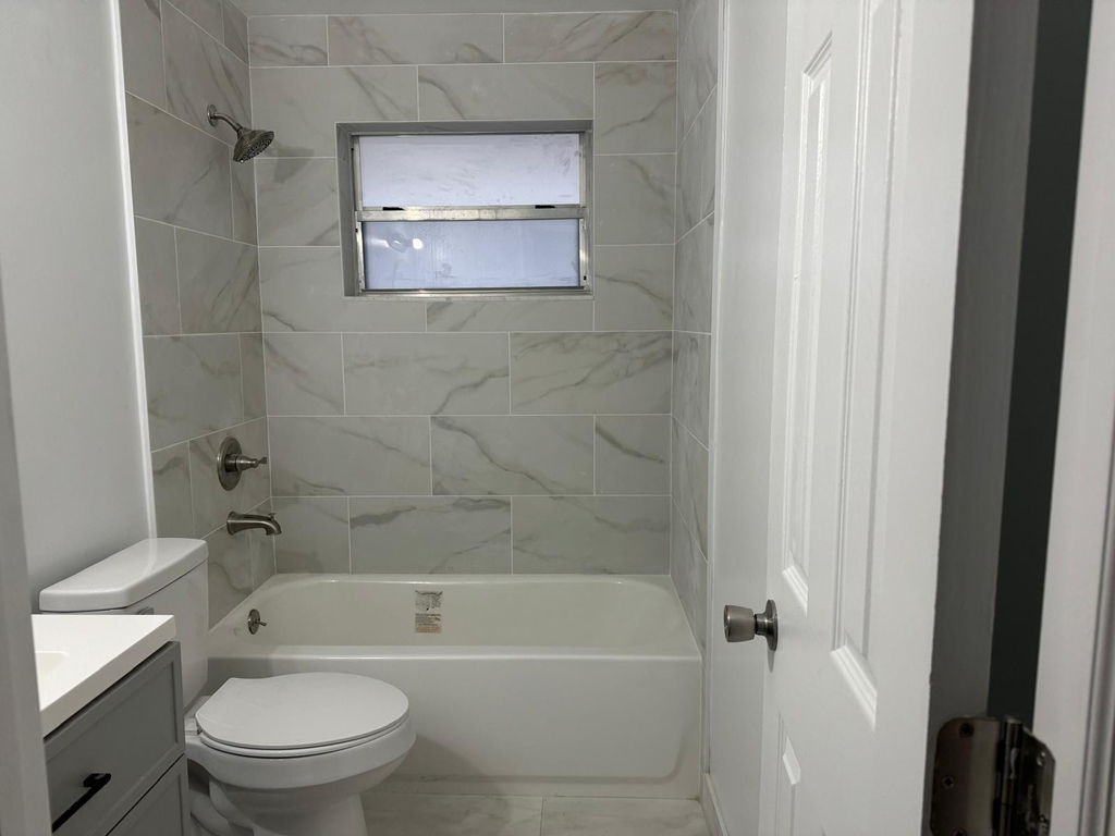 4730 Nw 10th Court - Photo 6
