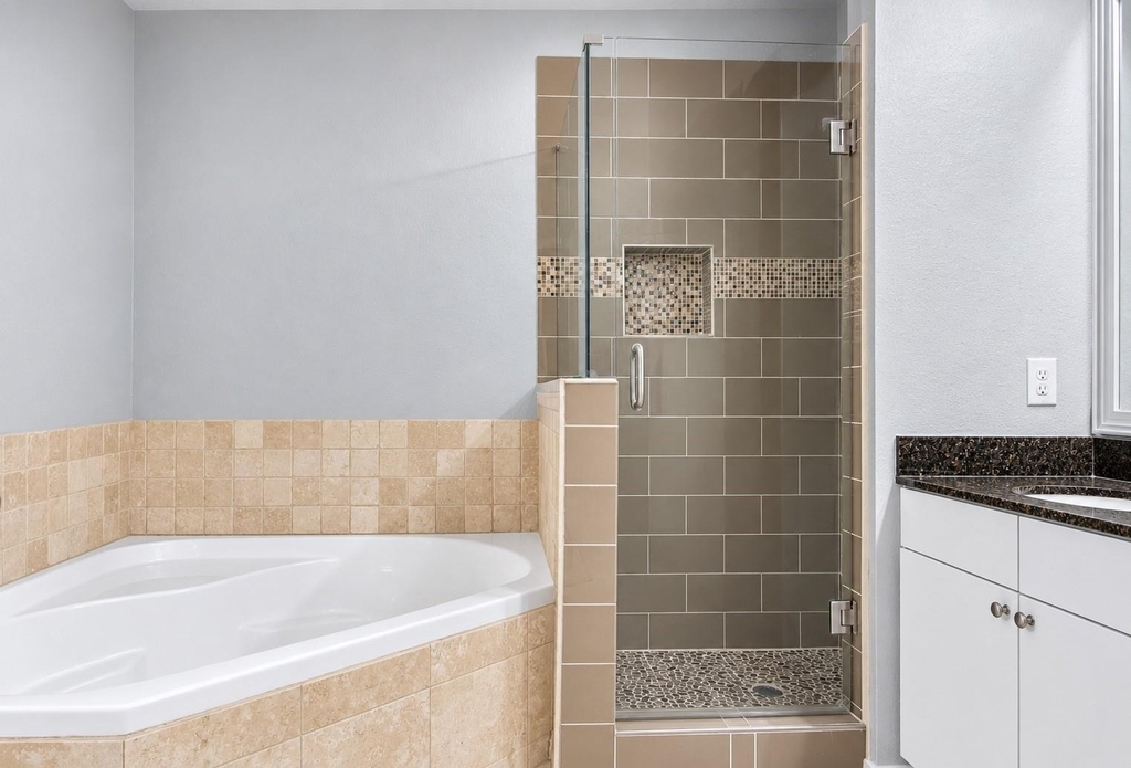 1209 Beaconsfield Lane - Photo 9