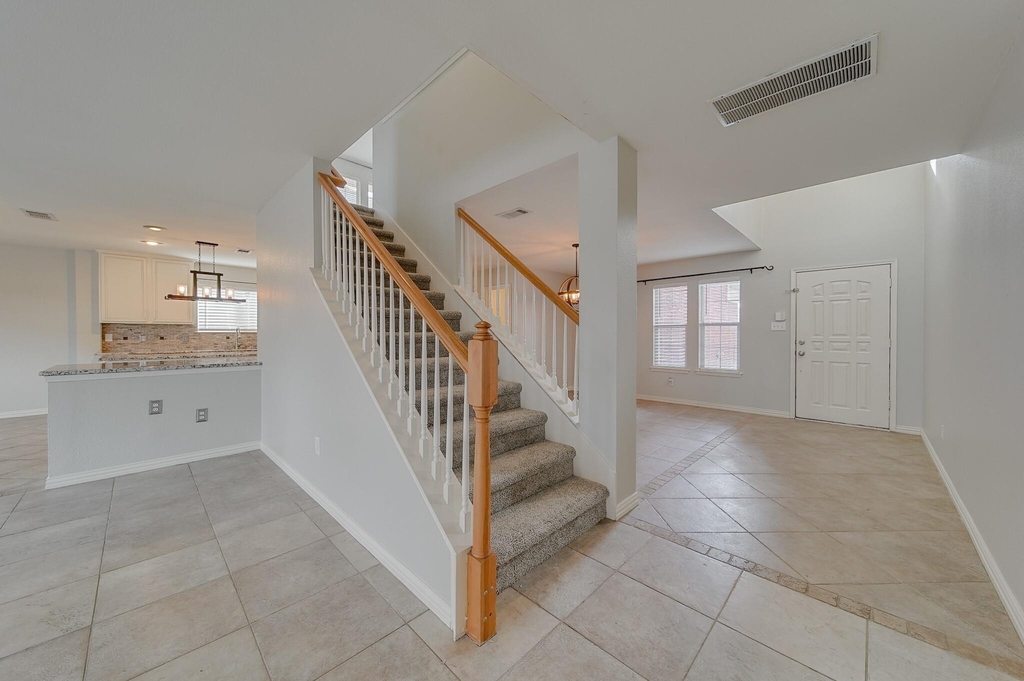 9220 Harrisburg Lane - Photo 5