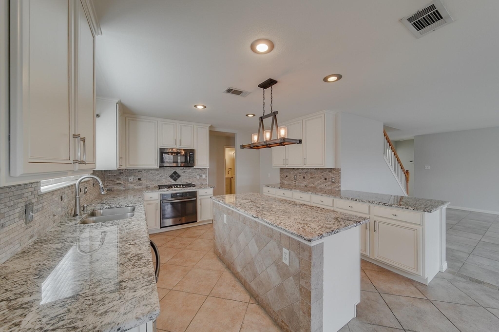 9220 Harrisburg Lane - Photo 12