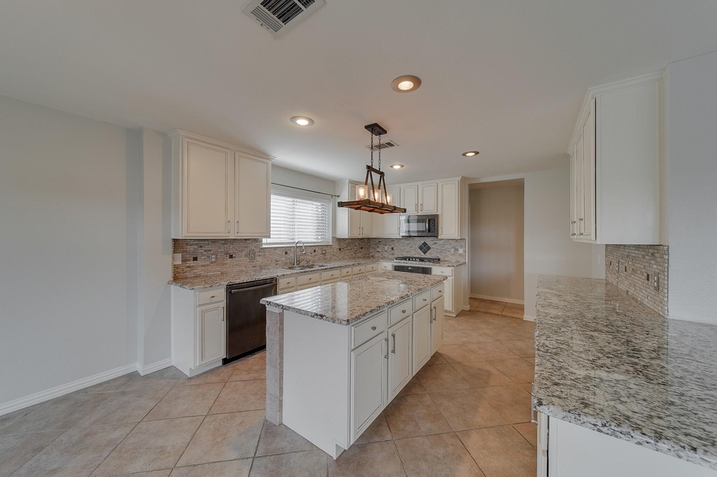 9220 Harrisburg Lane - Photo 10