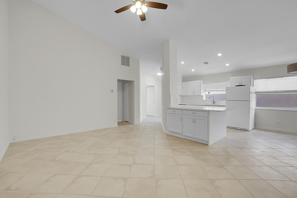5215 Grande Palm Circle - Photo 8