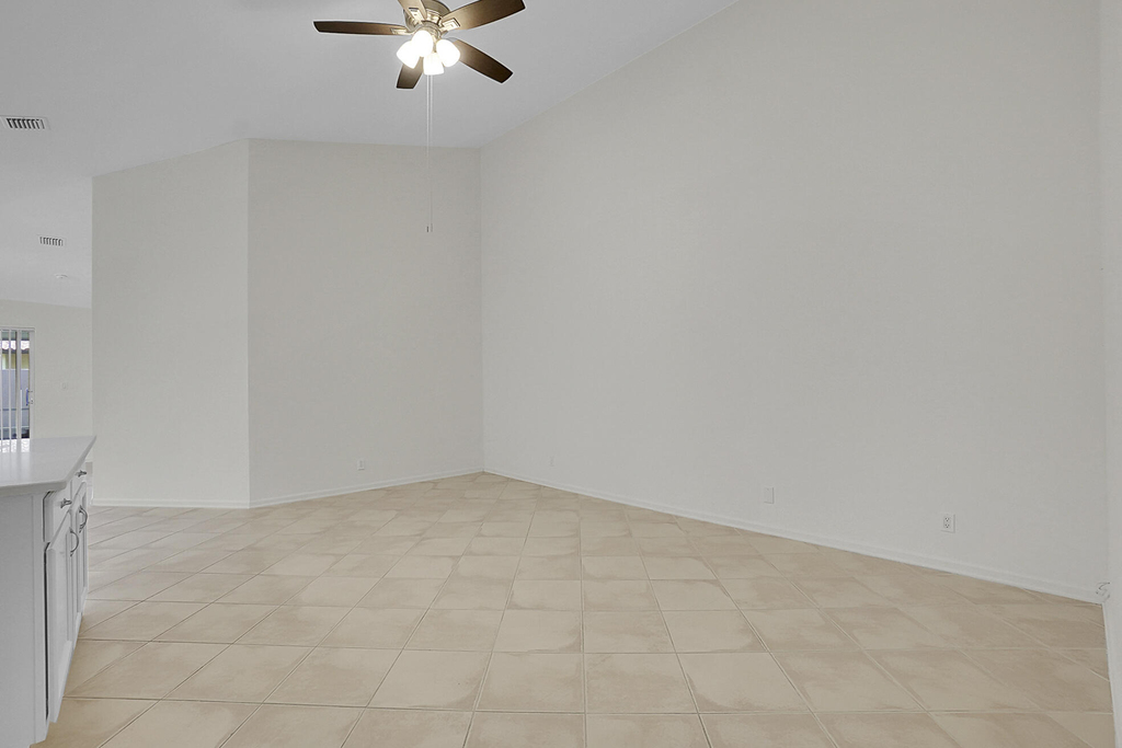 5215 Grande Palm Circle - Photo 6