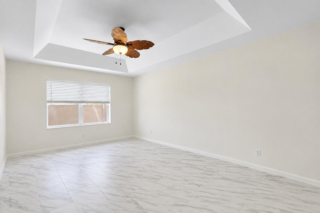 5215 Grande Palm Circle - Photo 17