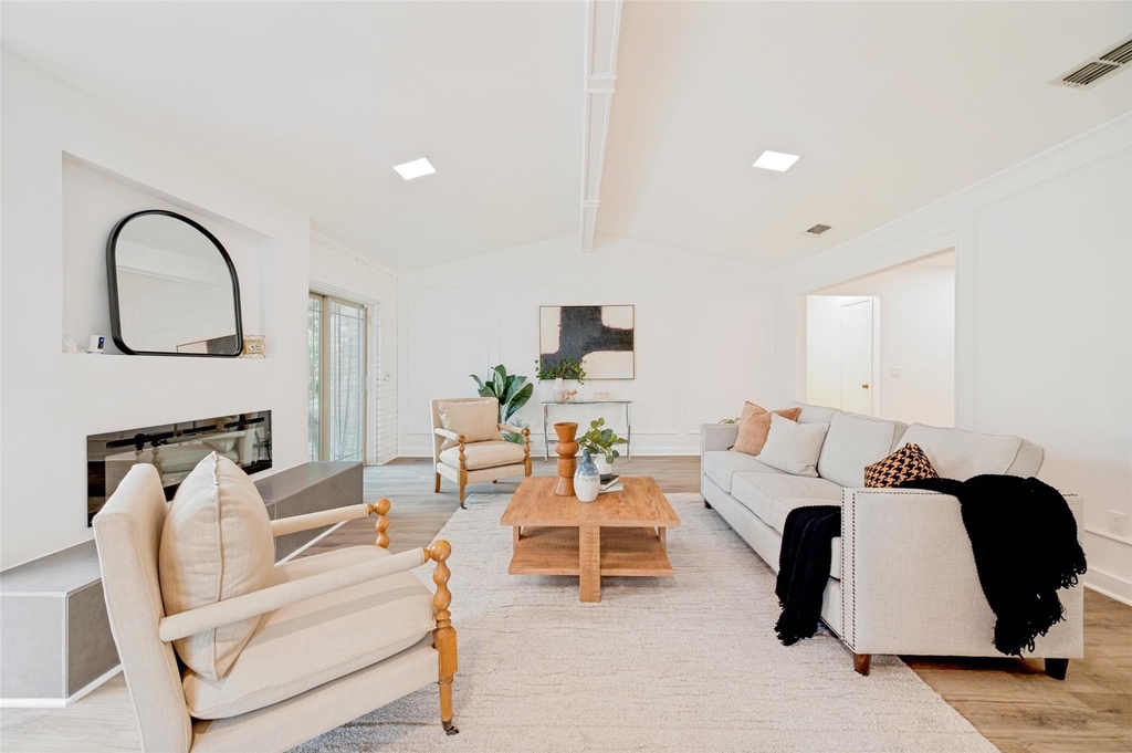 5012 Hatherly Drive - Photo 0
