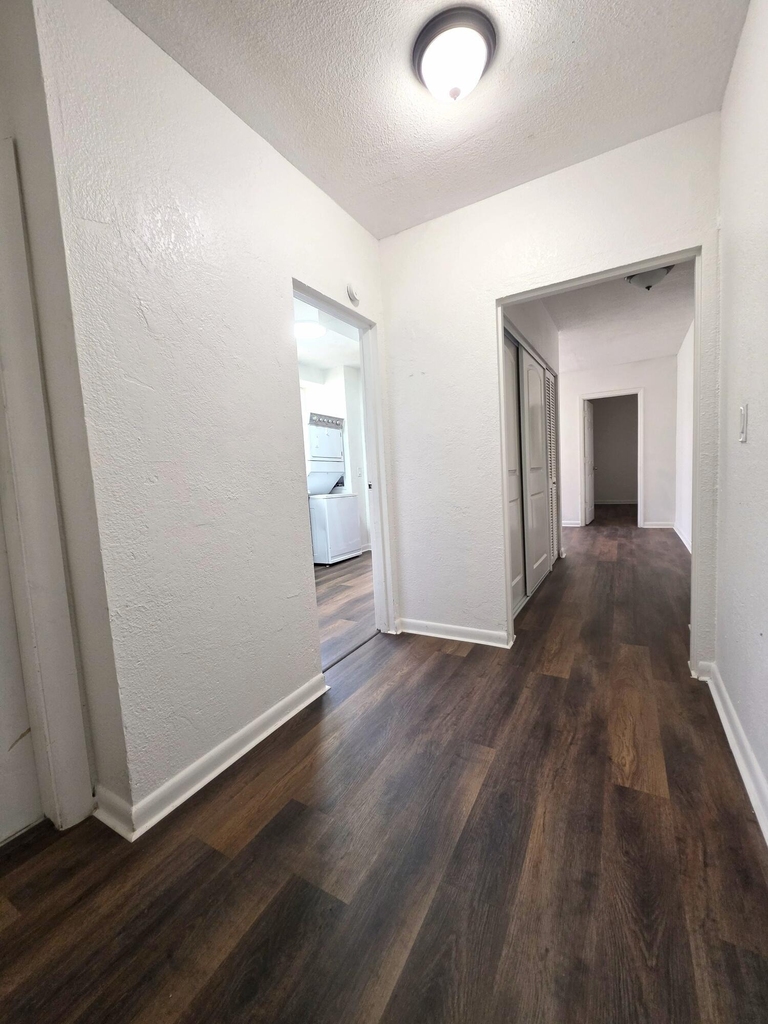 2424-2440 Nw 21st Street - Photo 3
