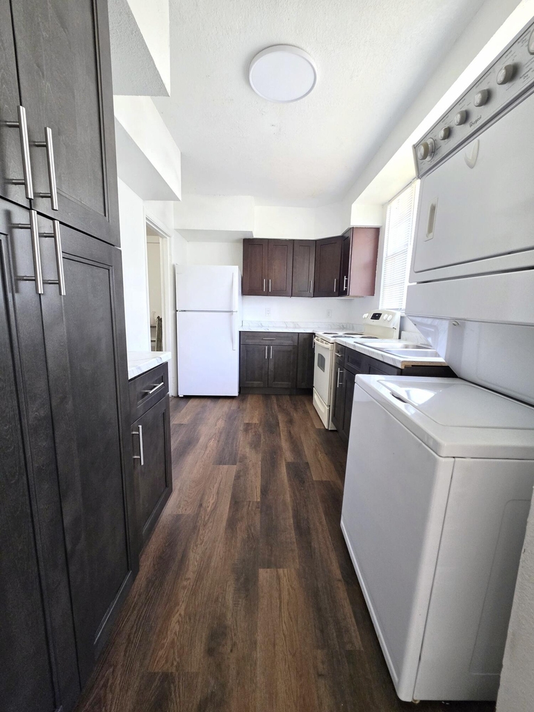 2424-2440 Nw 21st Street - Photo 8