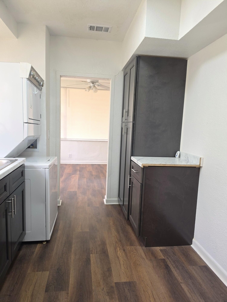 2424-2440 Nw 21st Street - Photo 6