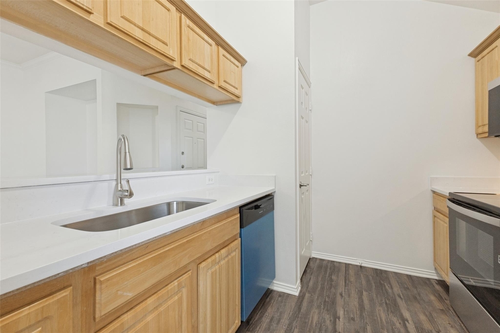 252 Wyndham Meadows Way - Photo 5