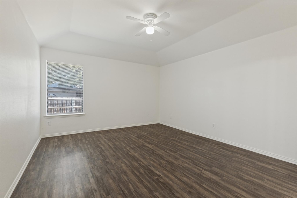 252 Wyndham Meadows Way - Photo 13