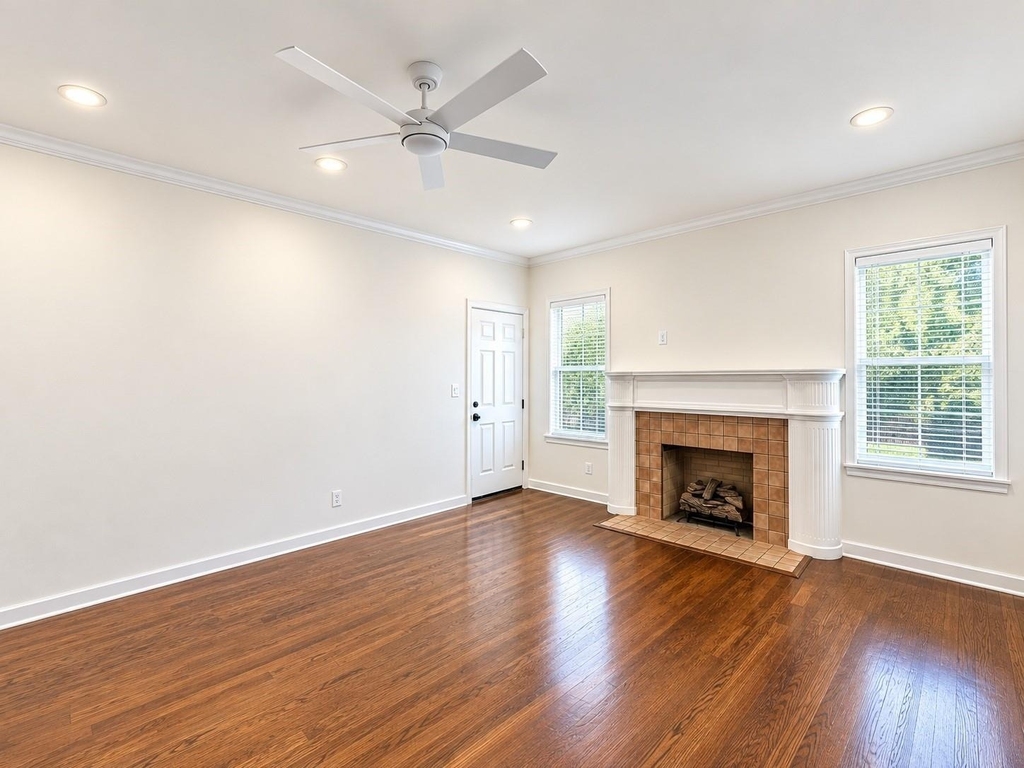 3254 S University Drive - Photo 3