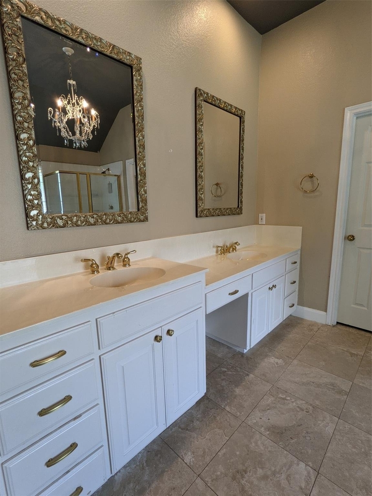 310 Chisholm Trail - Photo 7
