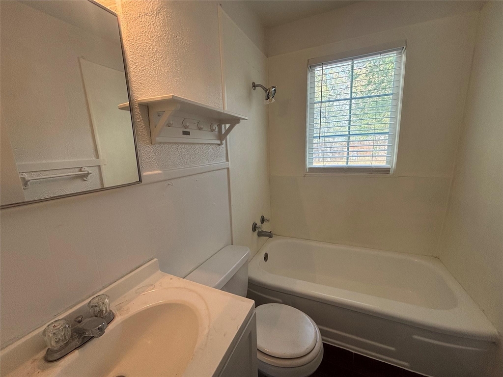 4116 Lisbon Street - Photo 10