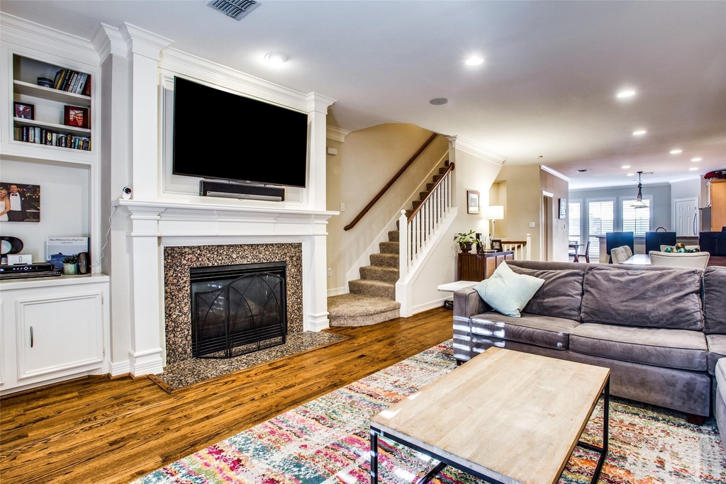 3610 Gillespie Street - Photo 0