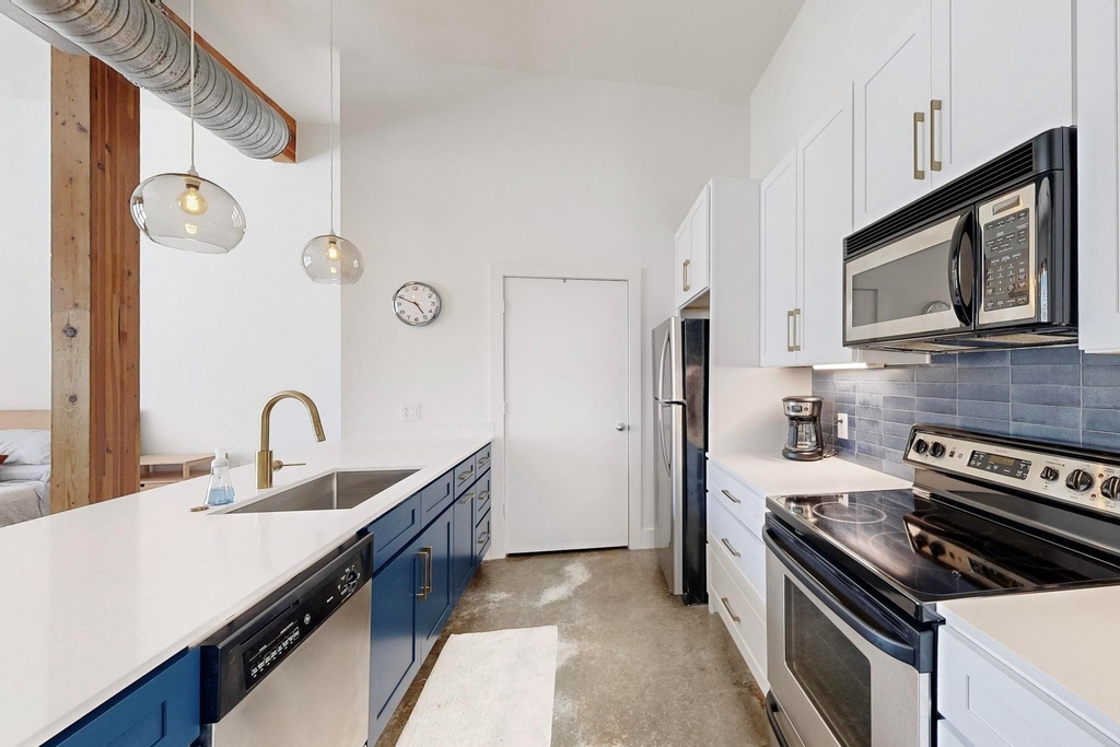 2502 Live Oak Street - Photo 12