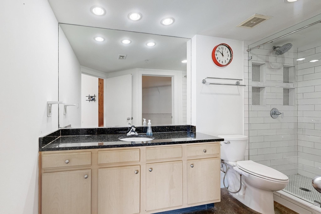 2502 Live Oak Street - Photo 16
