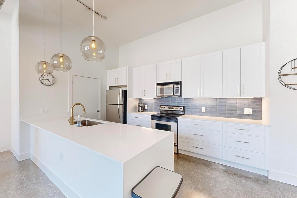 2502 Live Oak Street - Photo 10