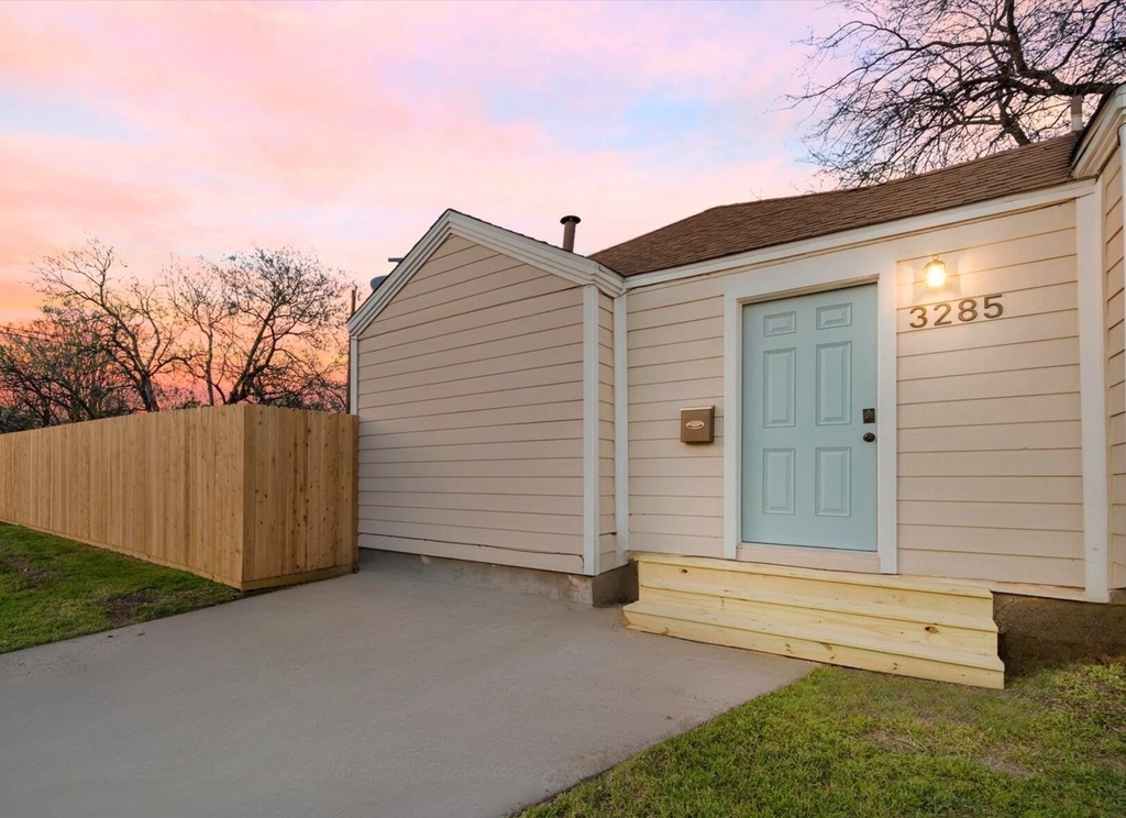 3285 Clover Lane Street - Photo 1