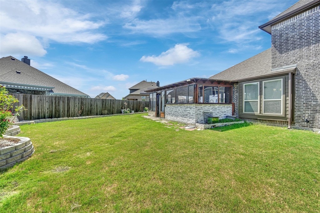 810 Acadia Court - Photo 34