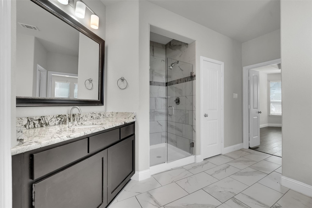 810 Acadia Court - Photo 17