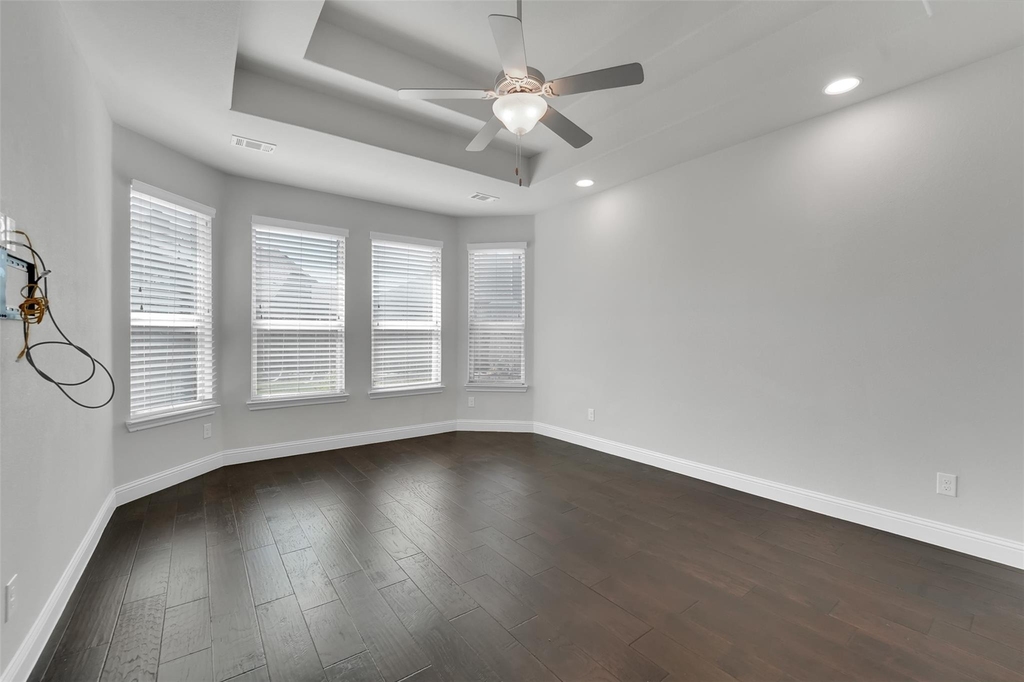 810 Acadia Court - Photo 13