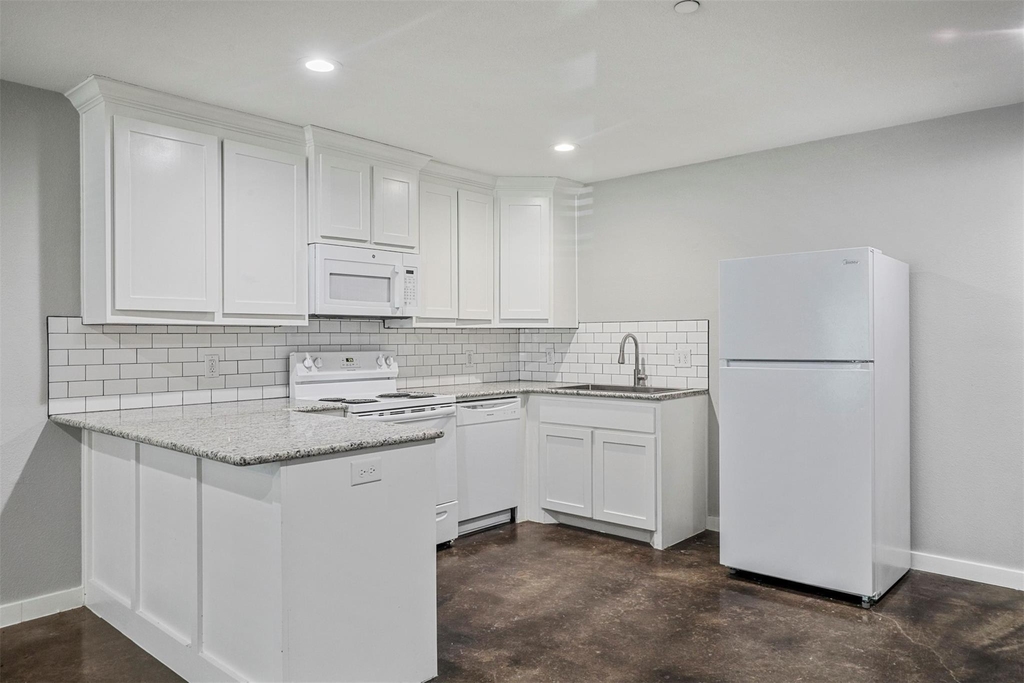 410 S Mirick Avenue - Photo 4
