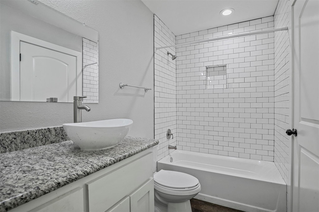 410 S Mirick Avenue - Photo 11