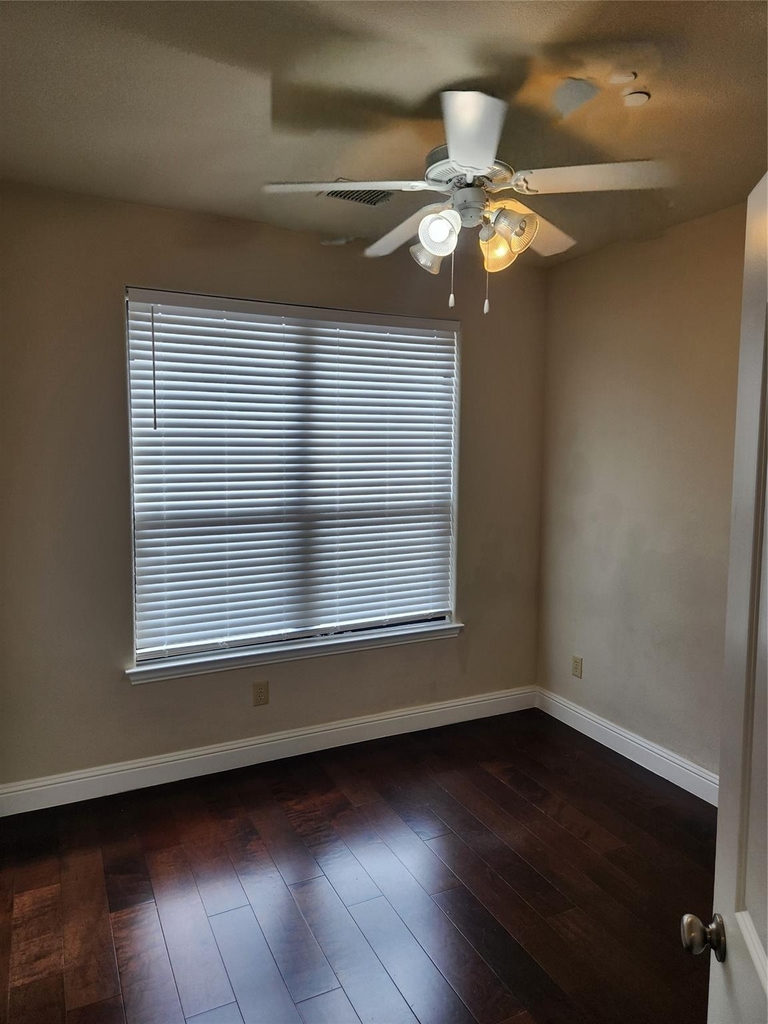 5720 Robbie Road - Photo 22