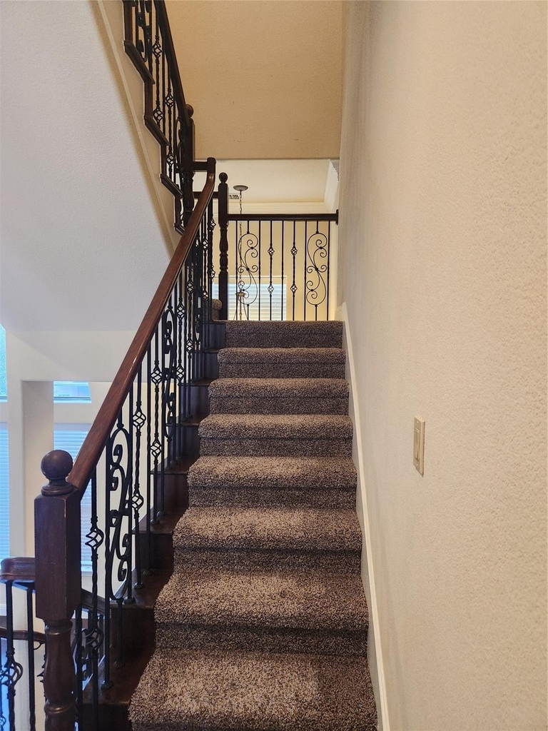 5720 Robbie Road - Photo 13
