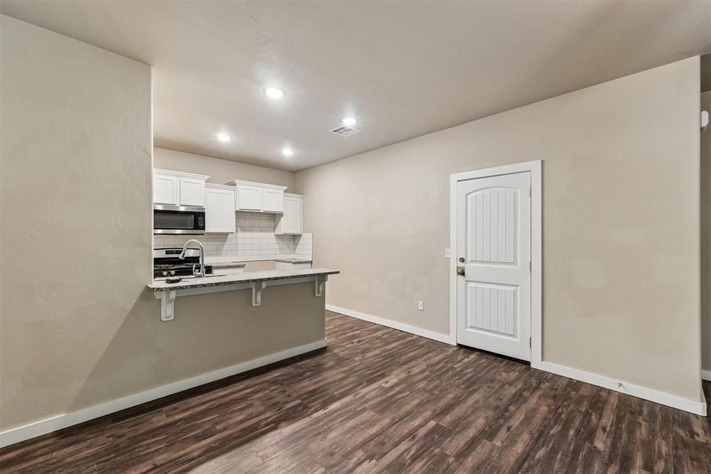 706 W London Street - Photo 6