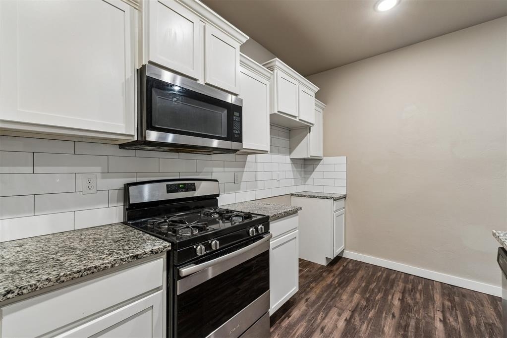 706 W London Street - Photo 12
