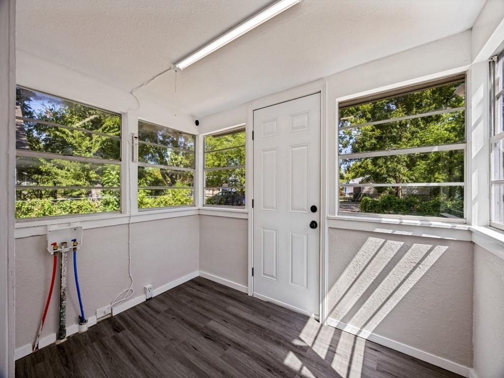 917 W Sears Street - Photo 21