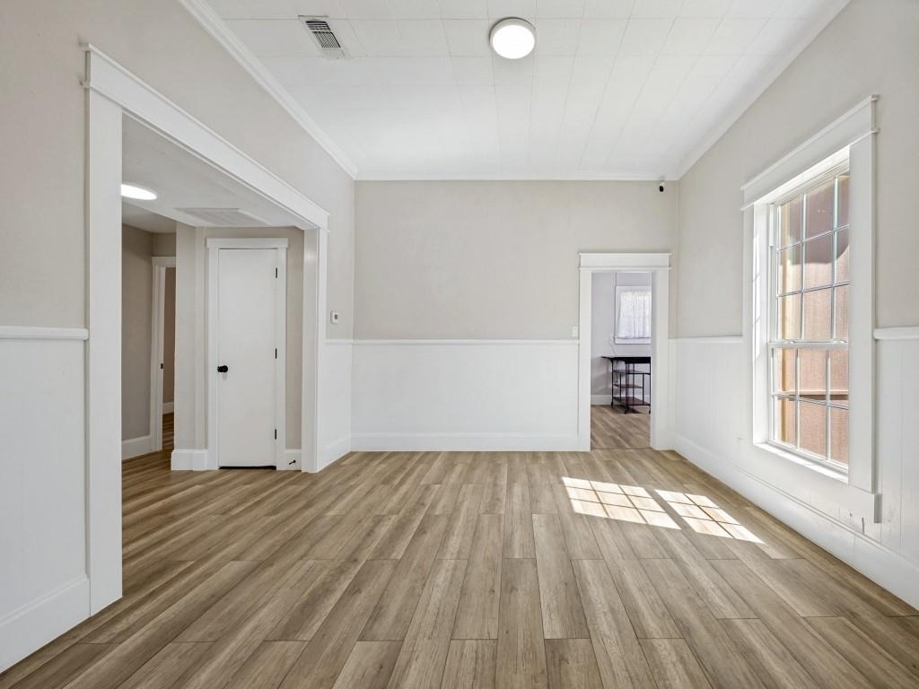917 W Sears Street - Photo 2