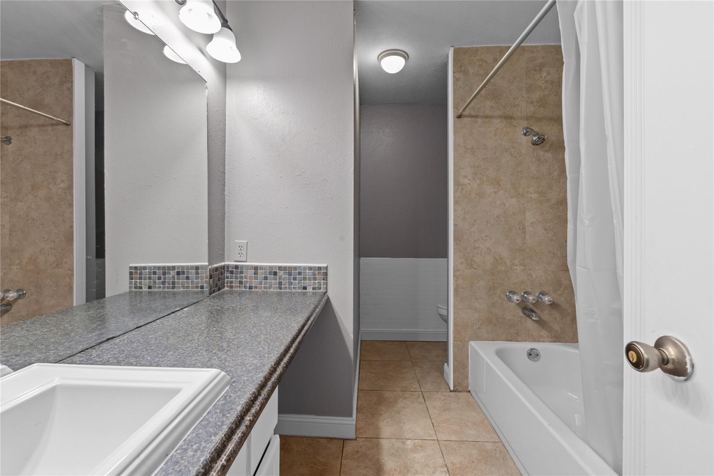 4714 Sprucewood Lane - Photo 12