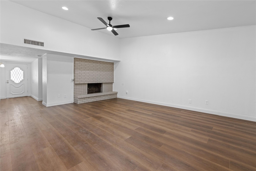 4714 Sprucewood Lane - Photo 2
