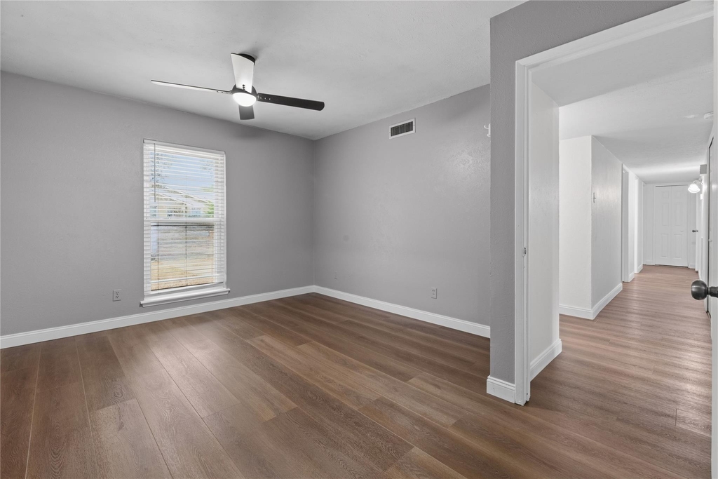 4714 Sprucewood Lane - Photo 8