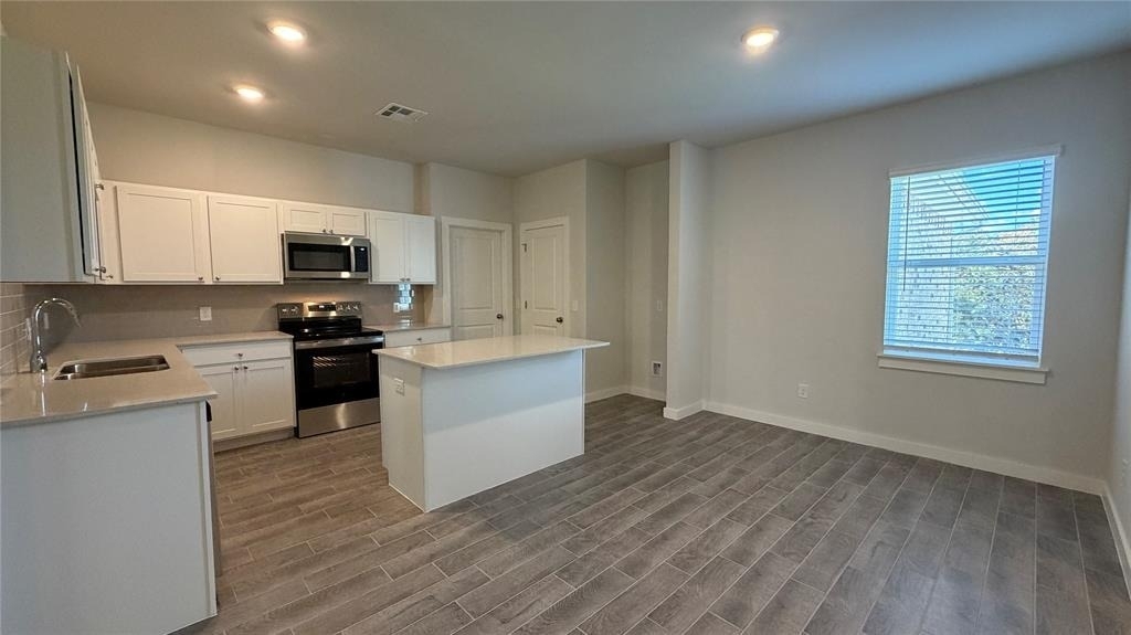 17630 Blackhawk Court - Photo 3