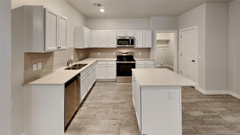 17630 Blackhawk Court - Photo 11