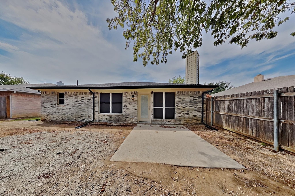 5615 Alicante Drive - Photo 17