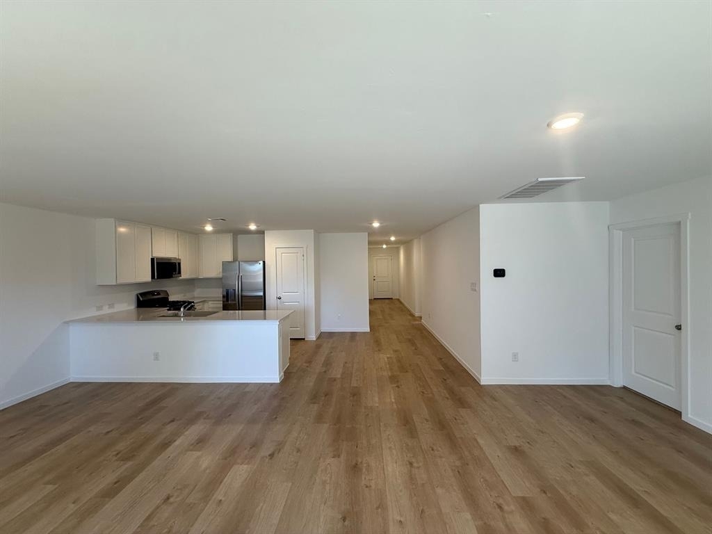 2152 Cedar Creek Avenue - Photo 3