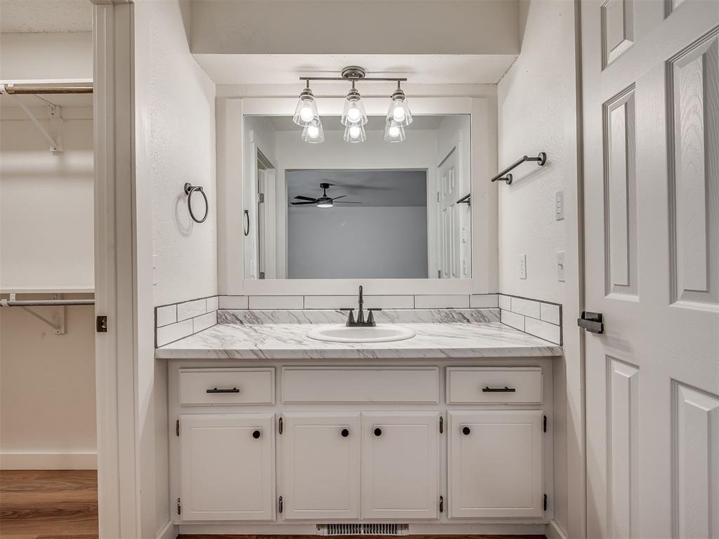 1819 Lakehurst Drive - Photo 21