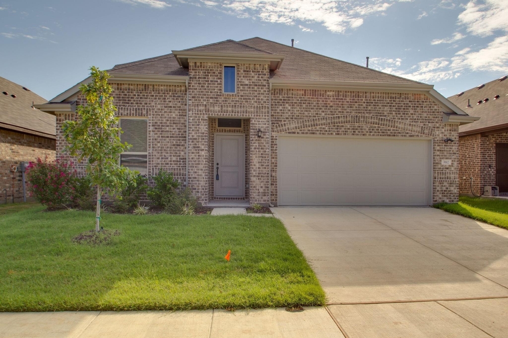 7612 Spring Drive - Photo 0