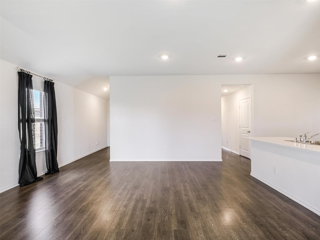 304 Patina Street - Photo 4