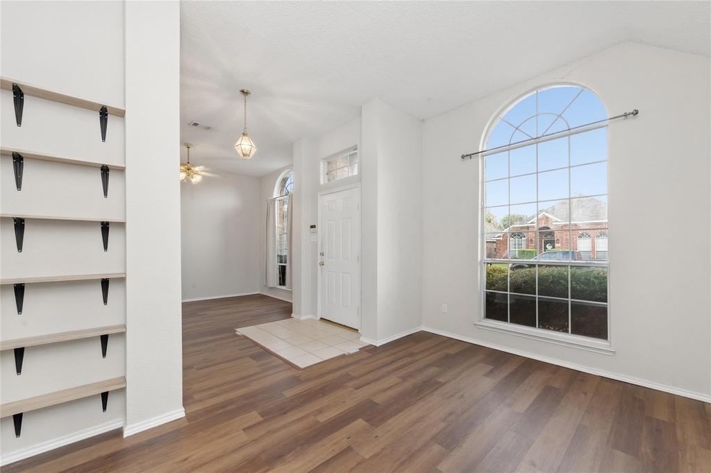 5012 Geranium Court - Photo 5