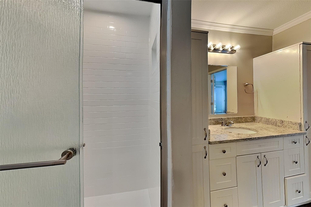 4504 Westchase Circle - Photo 10