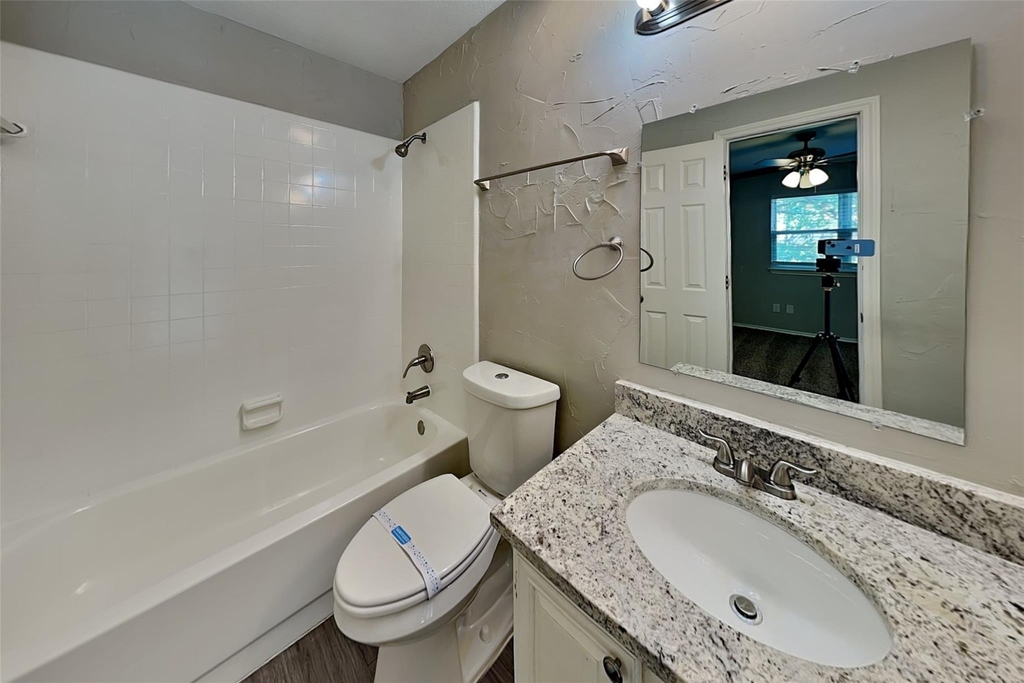 4504 Westchase Circle - Photo 15